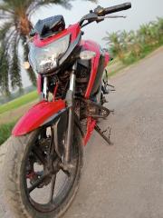 TVS Apache RTR 160 4V